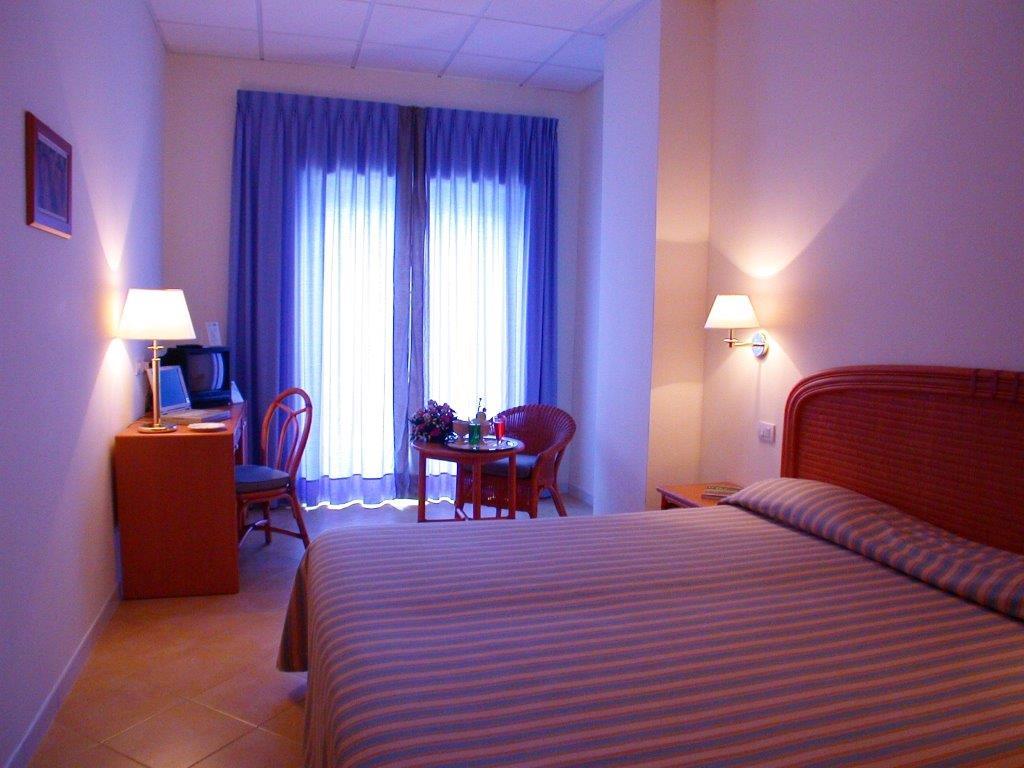 Hotel Del Levante Torre Canne Room photo